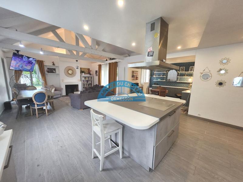 Maison - 164 m² - 7 pièces