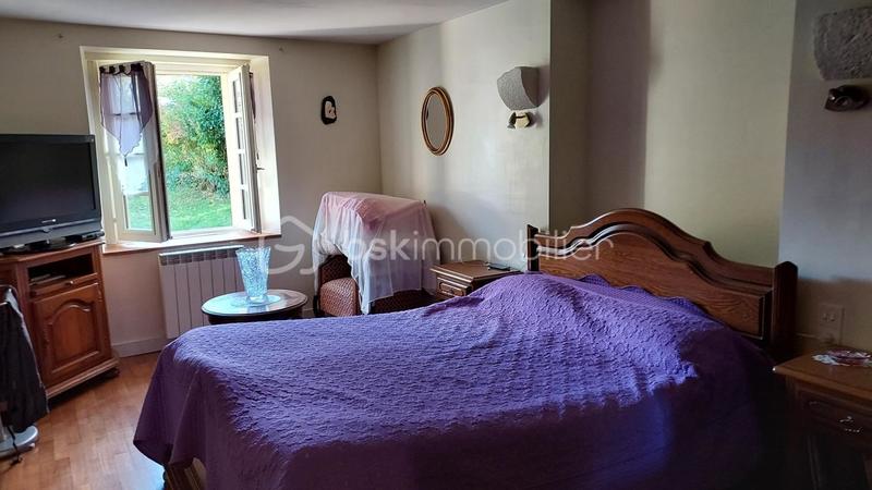 Maison en pierre - 187 m² - 7 pièces