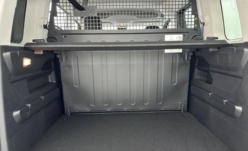 Peugeot Rifter Taille m BlueHDi 130 s&amp;S Eat8 Allure N1