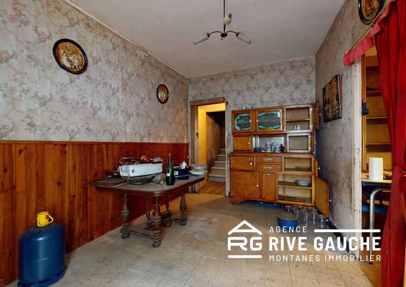 Maison - 121 m² - 6 pièces