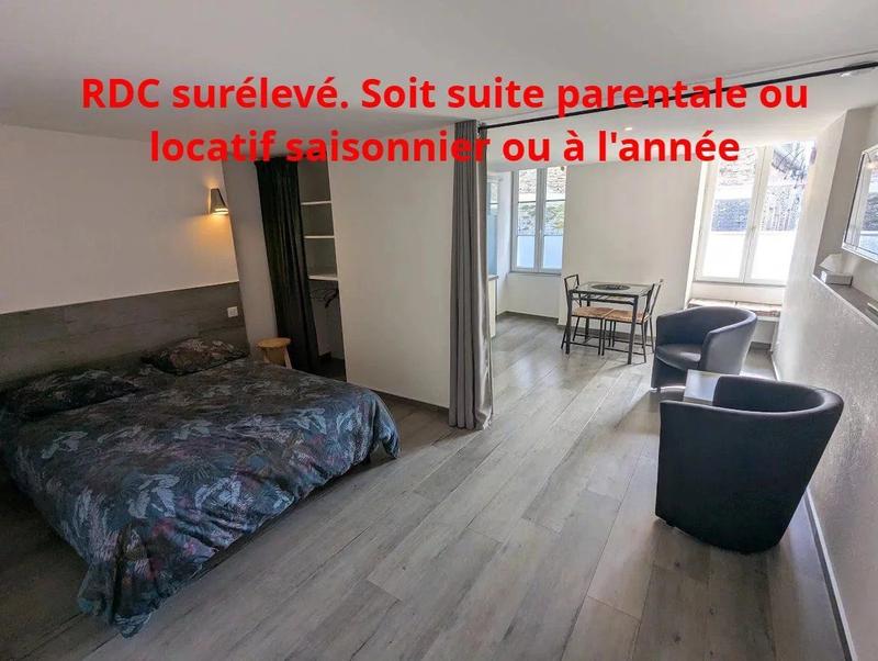 Maison - 152 m² - 7 pièces