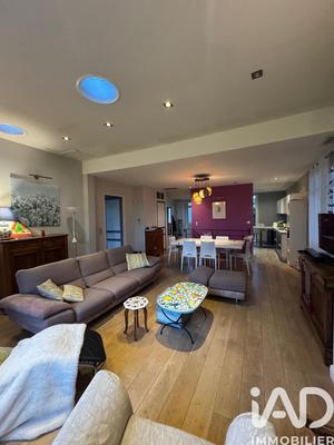 Maison - 160 m² - 8 pièces