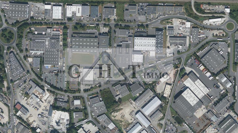 Terrain industriel - 4 270 m²