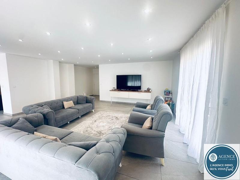 Maison - 166 m² - 5 pièces