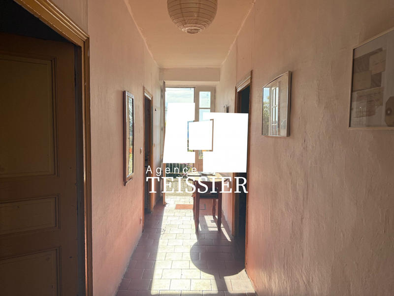 Maison - 216 m² - 12 pièces