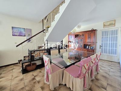 Maison - 160 m² - 6 pièces