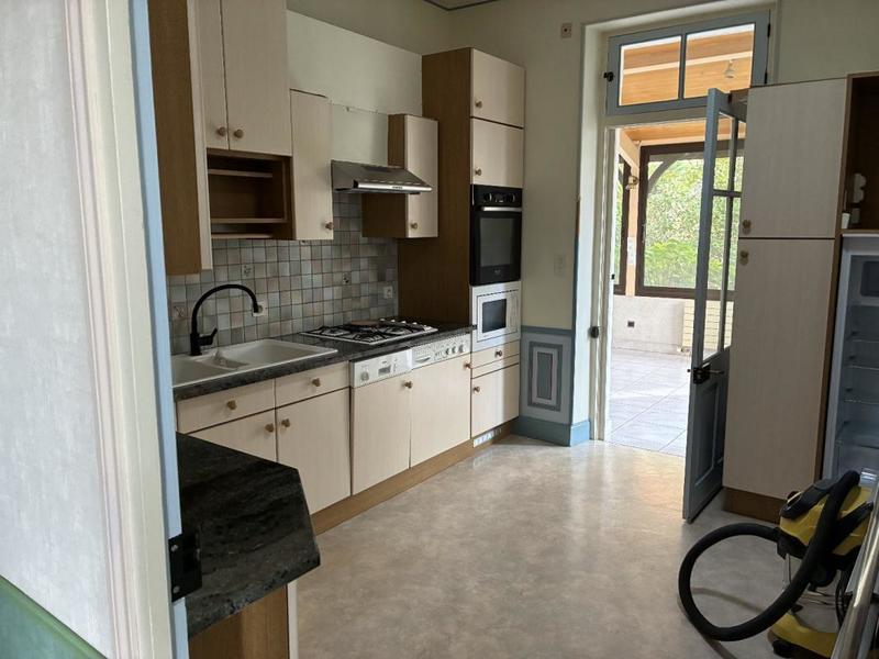 Maison de ville - 150 m² - 8 pièces