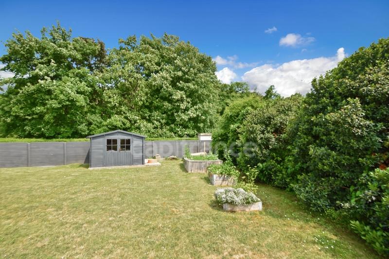 Pavillon - 163 m² - 6 pièces