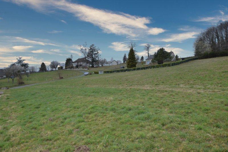 Terrain constructible - 2 350 m²