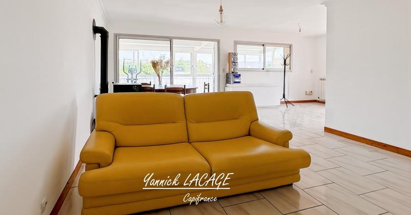 Maison - 195 m² - 8 pièces