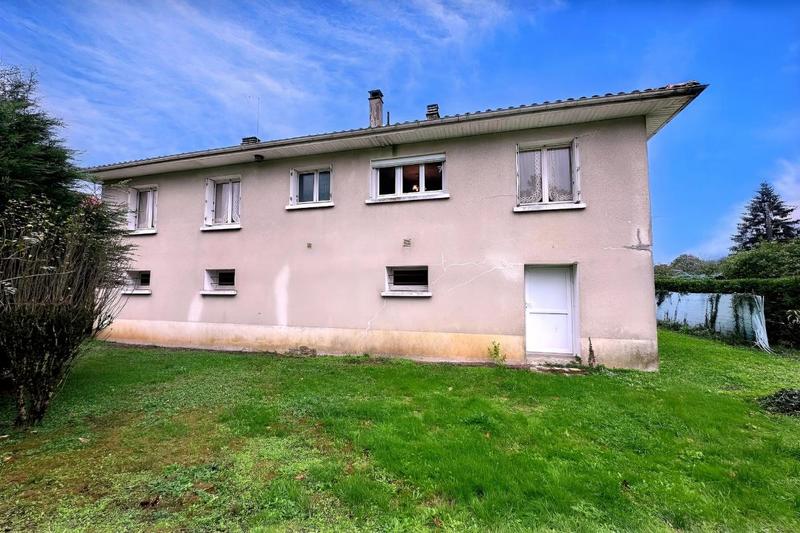 Maison - 94 m² - 6 pièces