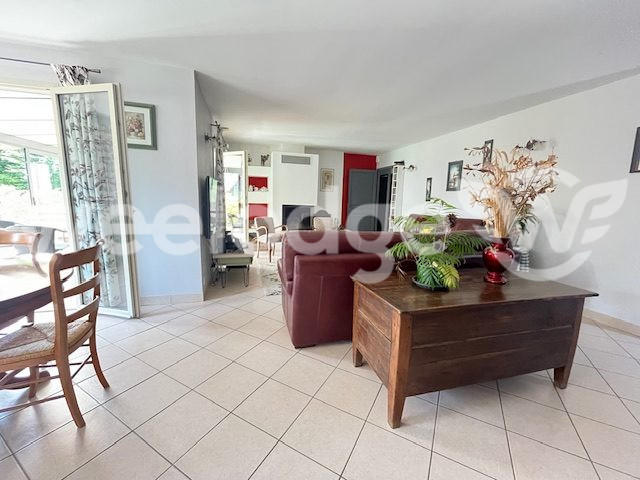 Maison - 132 m² - 7 pièces