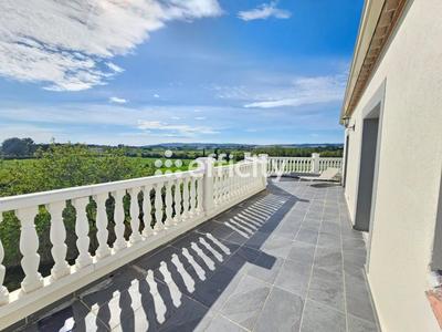 Maison - 176 m² - 6 pièces