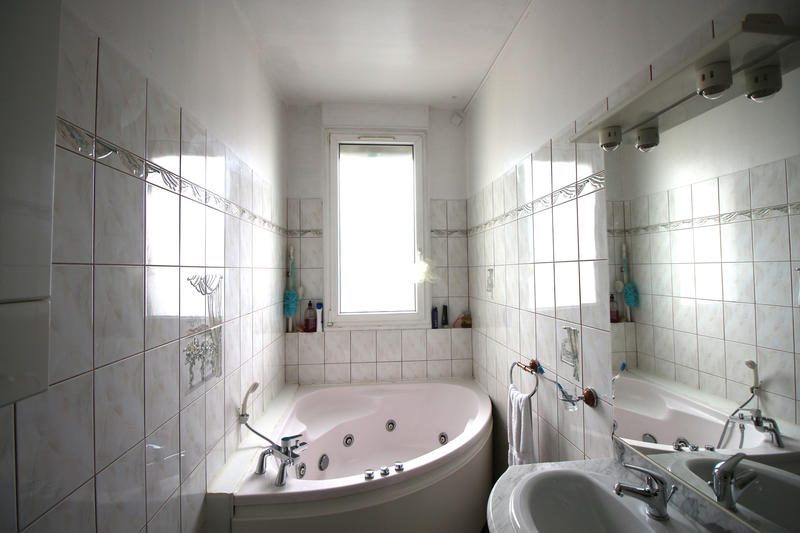 Maison - 96 m² - 3 pièces