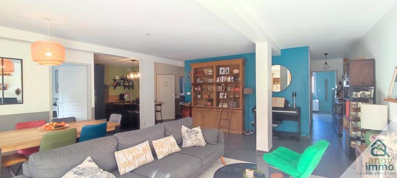 Appartement - 94 m² - 5 pièces