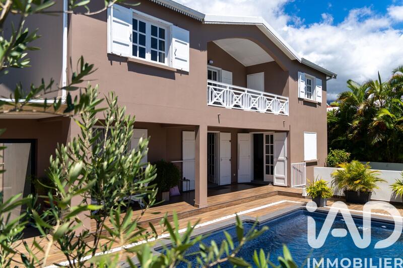 Maison - 154 m² - 5 pièces