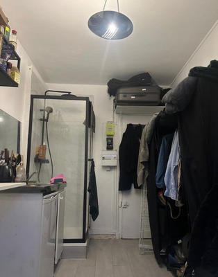 Studio - 10 m² - 1 pièce