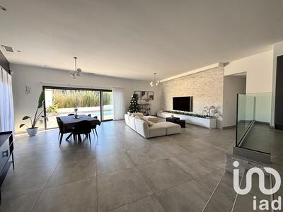 Maison - 158 m² - 5 pièces