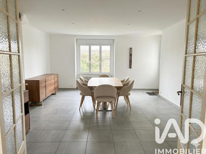 Maison - 92 m² - 5 pièces