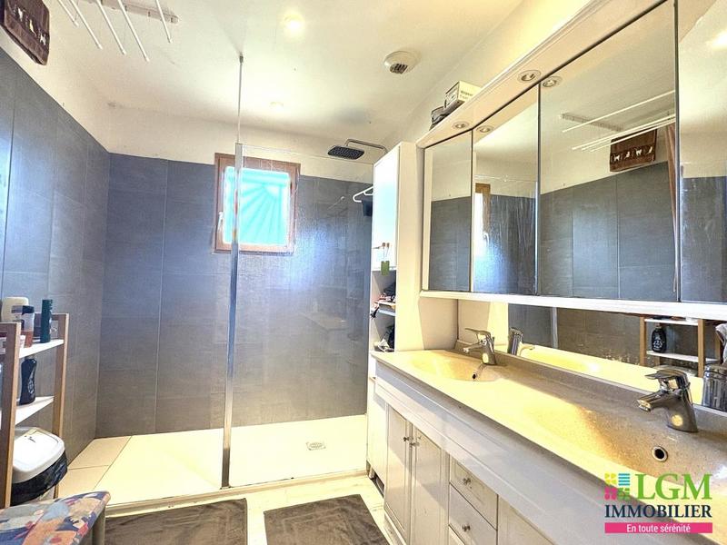 Maison - 105 m² - 4 pièces