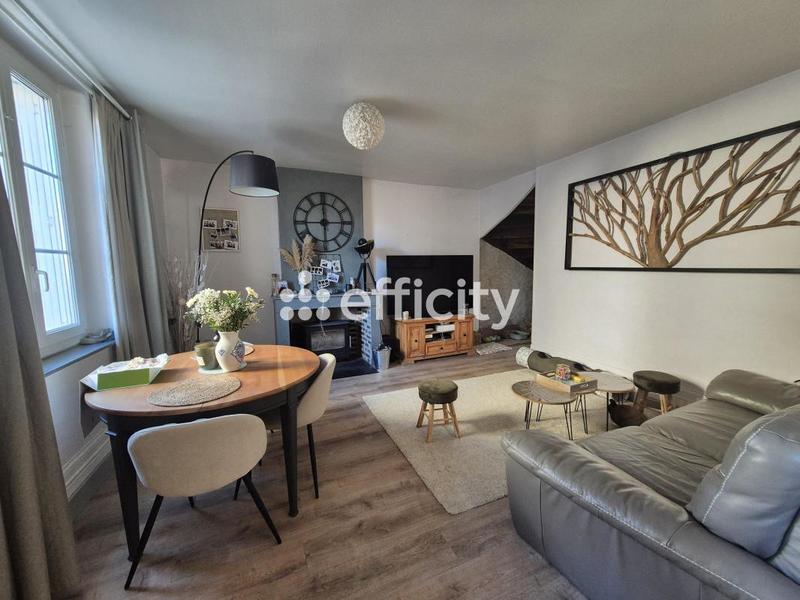 Maison - 90 m² - 4 pièces