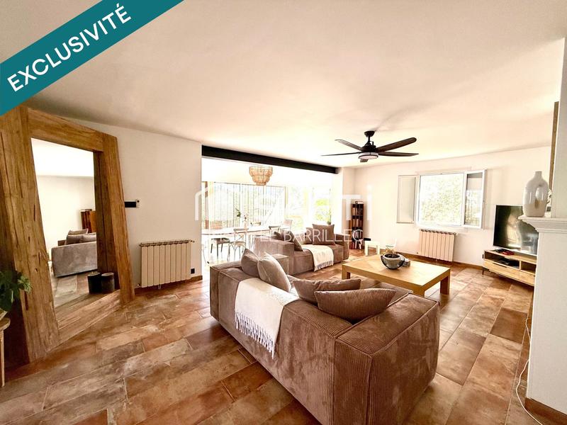 Maison de maîtres - 250 m² - 8 pièces