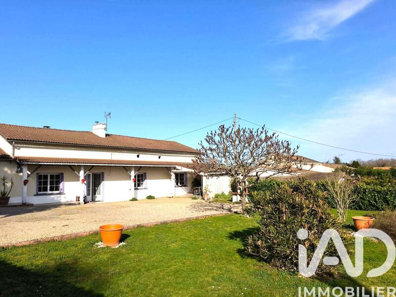 Maison - 138 m² - 6 pièces