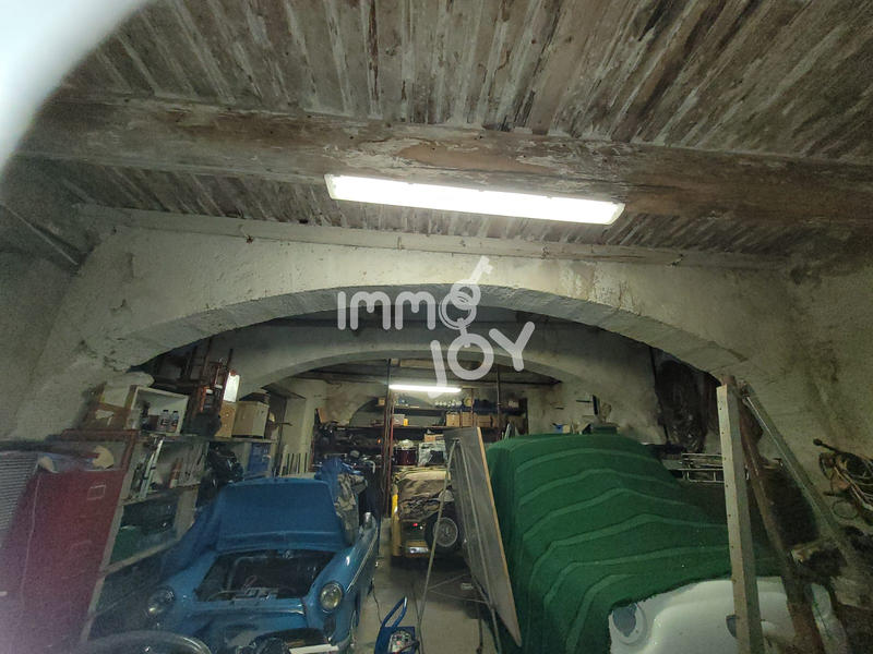 Immeuble - 1 600 m²