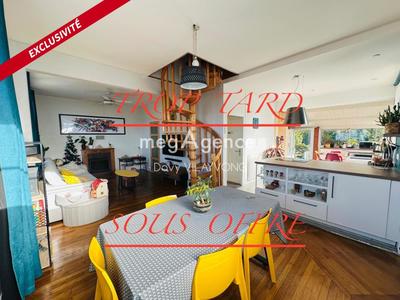 Maison de ville - 94 m² - 6 pièces