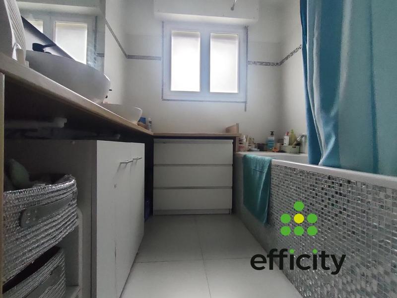 Pavillon - 155 m² - 7 pièces