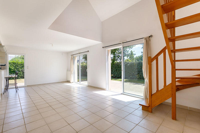 Maison - 110 m² - 4 pièces