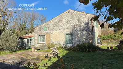 Maison en pierre - 89 m² - 4 pièces