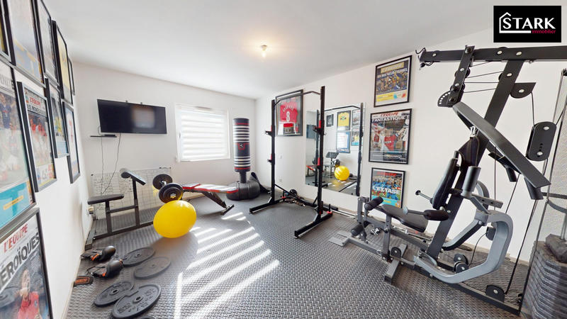 Maison - 138 m² - 5 pièces