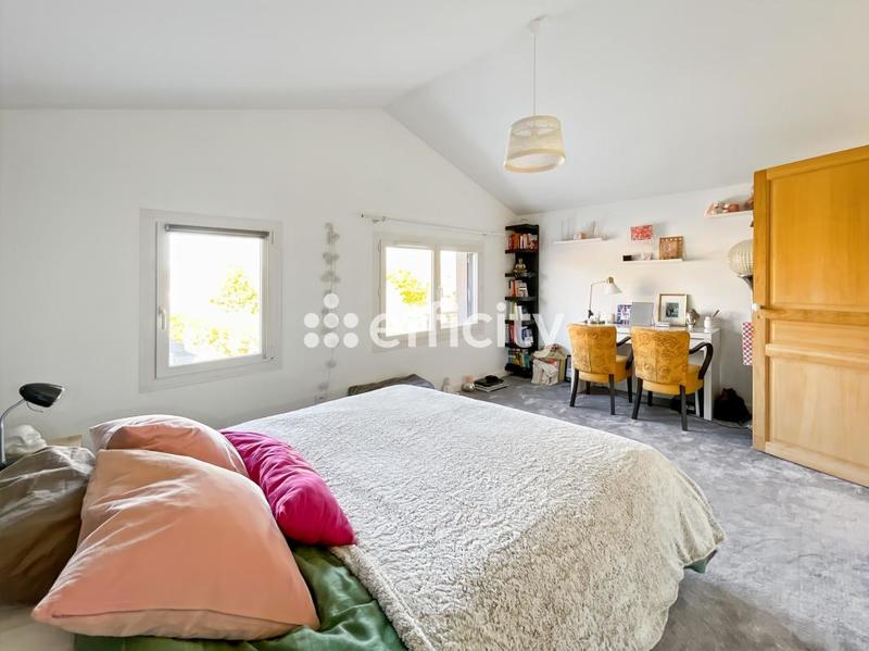 Maison - 192 m² - 7 pièces