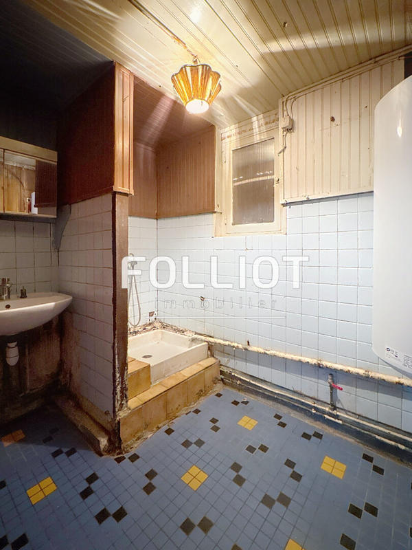 Maison - 104 m² - 6 pièces