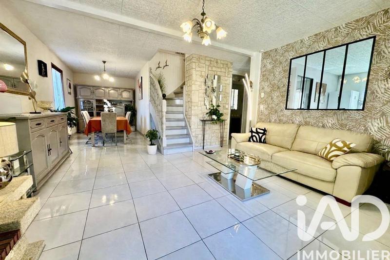 Maison - 104 m² - 4 pièces