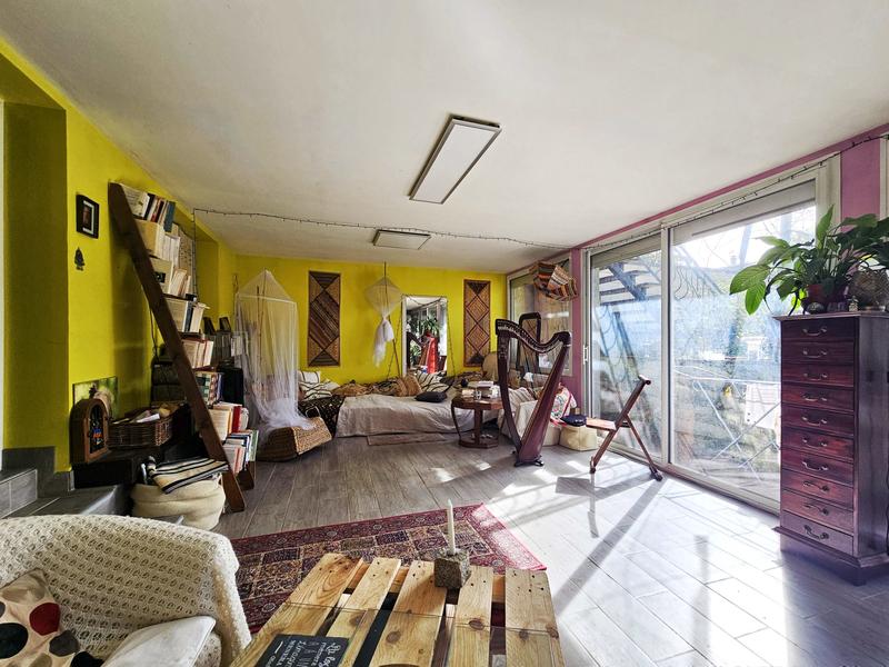 Maison traditionnelle - 190 m² - 8 pièces