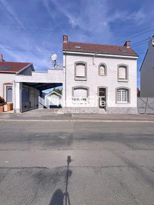 Maison - 195 m² - 6 pièces