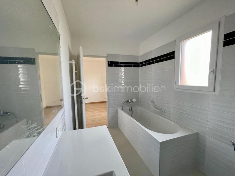 Maison - 148 m² - 6 pièces