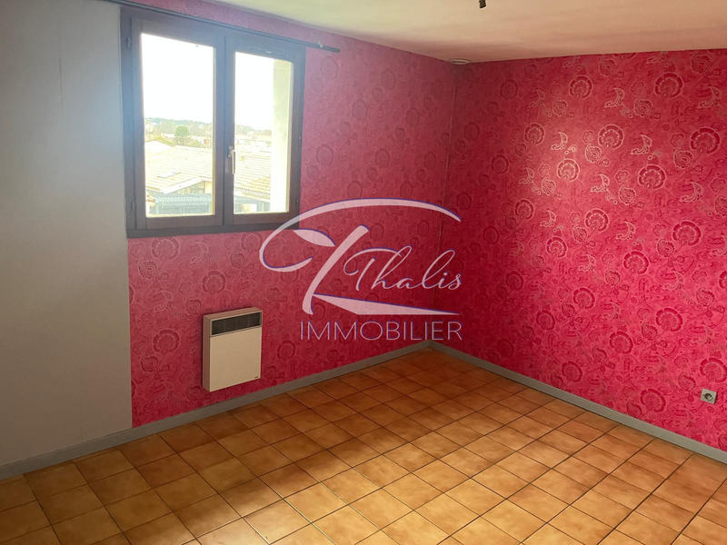 Maison traditionnelle - 171 m² - 8 pièces