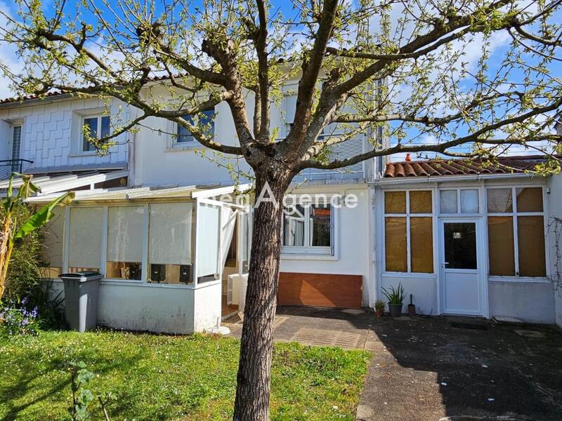 Maison traditionnelle - 88 m² - 5 pièces