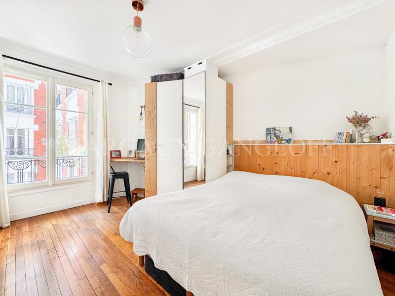 Appartement ancien - 70 m² - 3 pièces