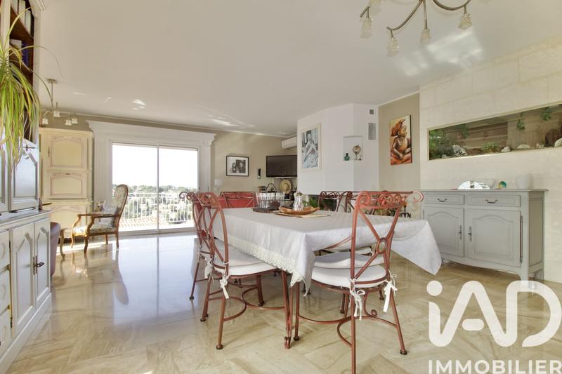 Maison - 204 m² - 9 pièces