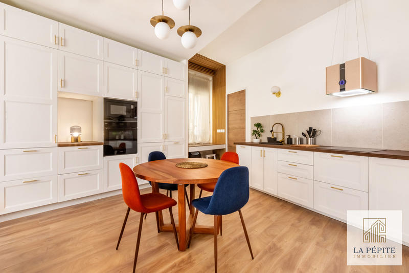 Appartement - 75 m² - 3 pièces