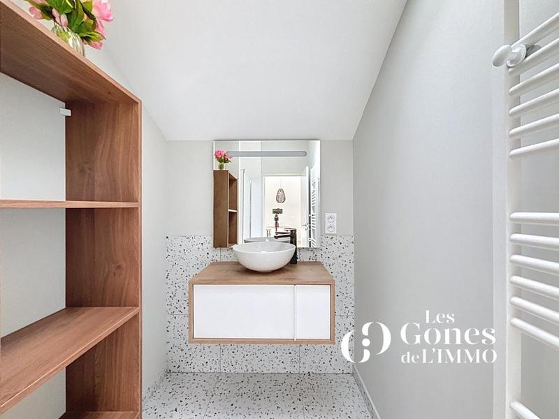 Loft - 113 m² - 4 pièces