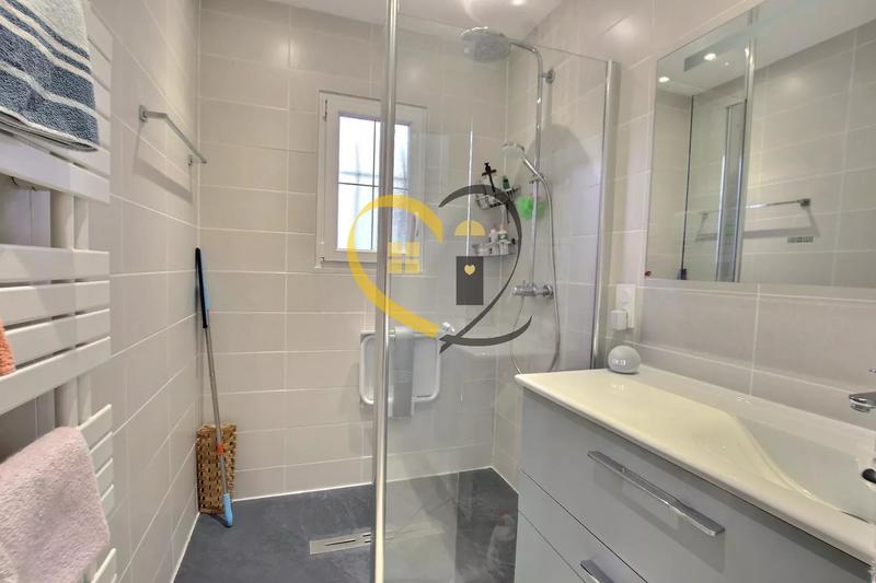 Maison de ville - 117 m² - 6 pièces