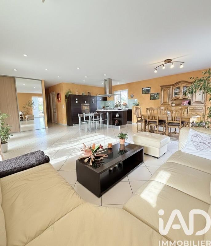 Maison - 138 m² - 6 pièces