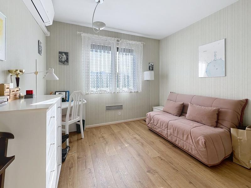 Maison - 153 m² - 6 pièces