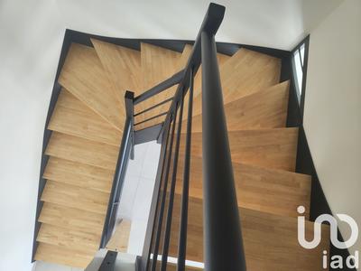 Maison - 94 m² - 5 pièces