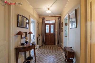 Demeure - 174 m² - 8 pièces